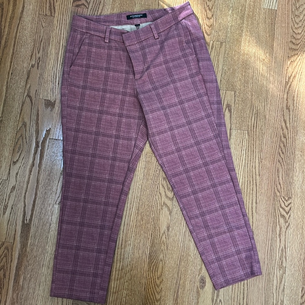 Liverpool 16W trousers. Really cute!